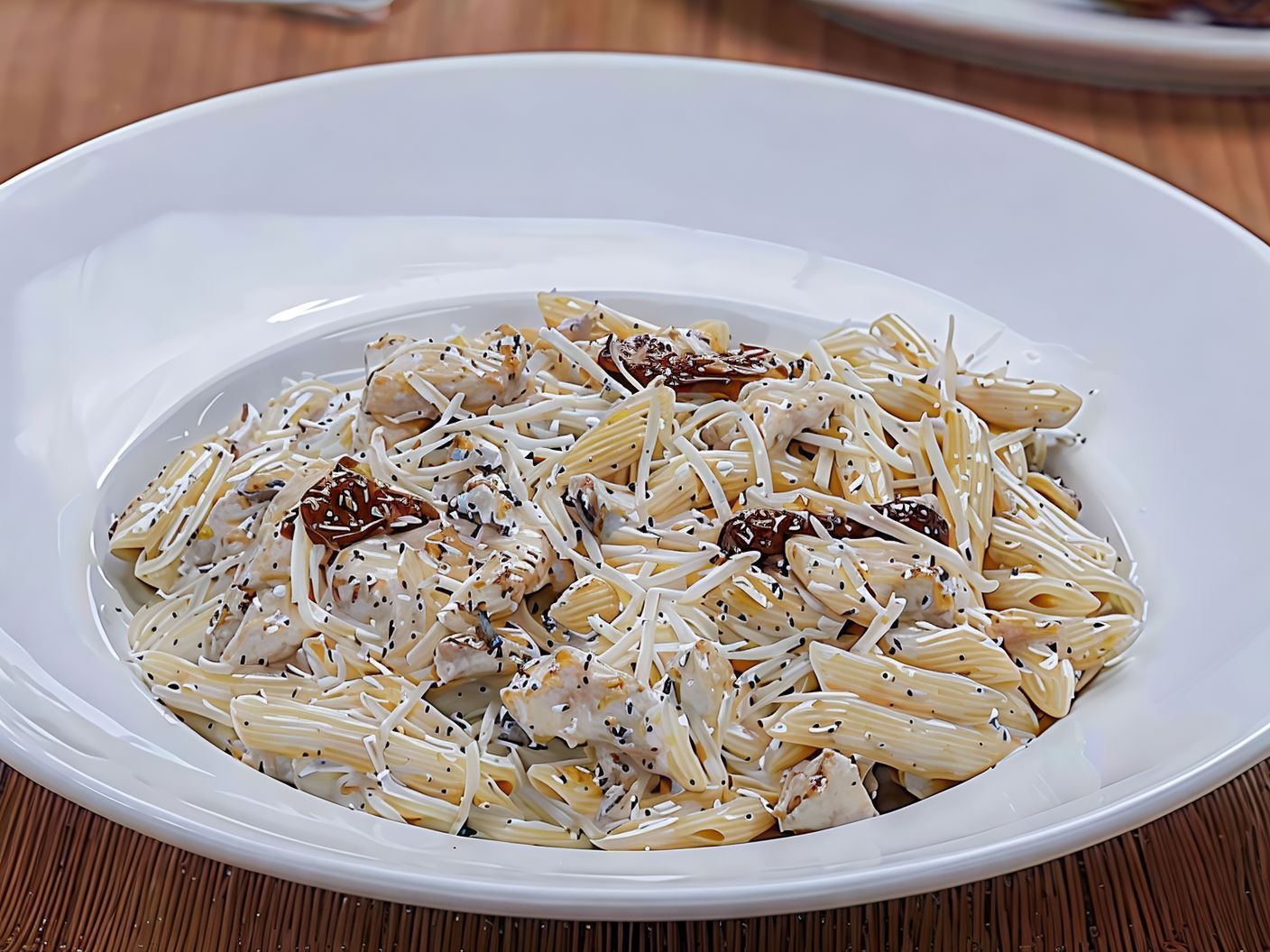 Penne Pollo Funghi