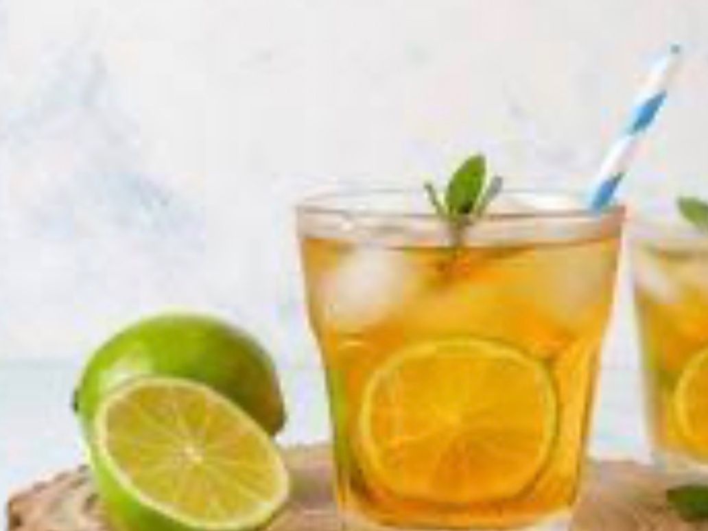 Green Iced Tea with Mint