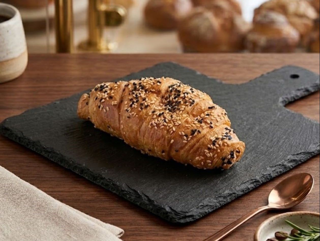 Small Plain Croissant