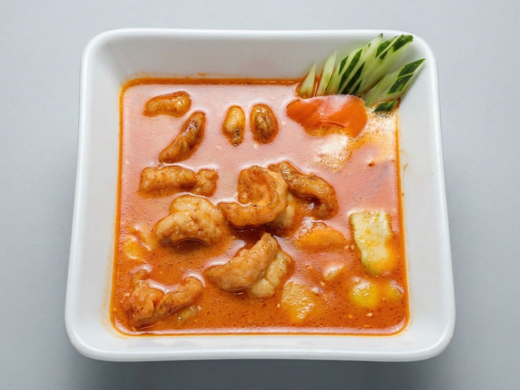 St01- Shrimp With Pineapple And Red Curry In Thai Style