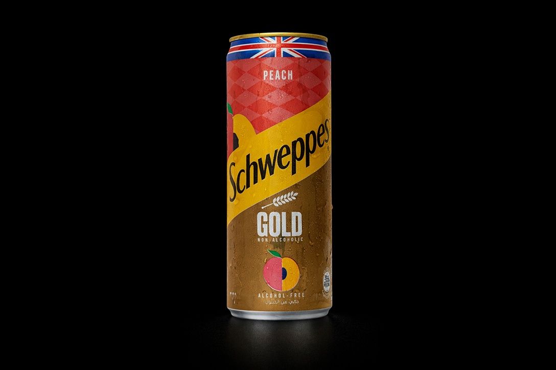 Schweppes Gold Peach Can