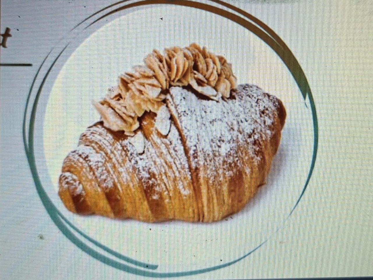 Fresh Almond Croissant