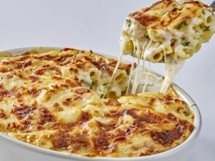 Pasta with Bechamel Sauce and Minced Meat