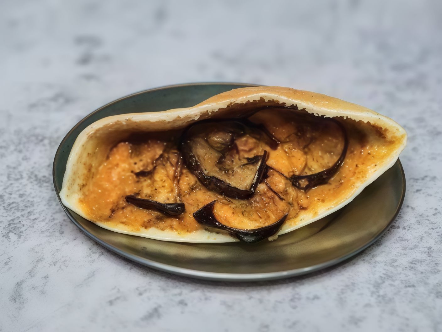 Foul sandwich with eggplant