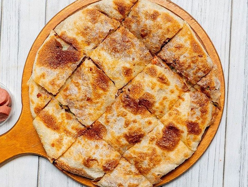 Minced Meat Oriental Pizza