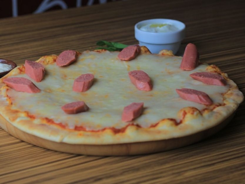 Cheese manouche with hot dog