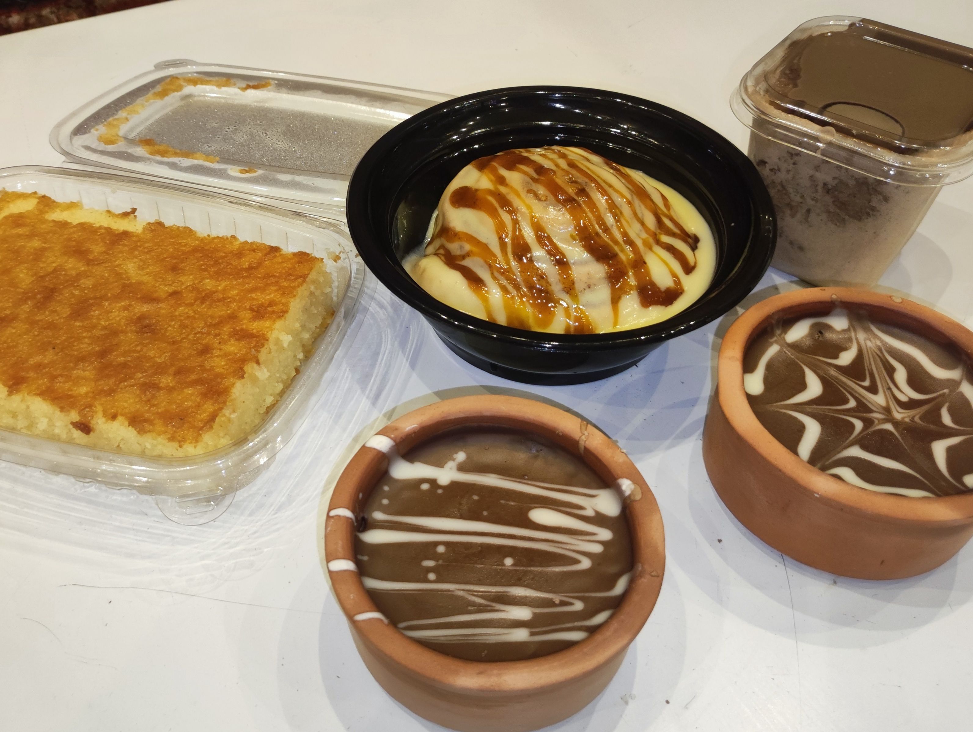 Hazalqoum Assorted Box