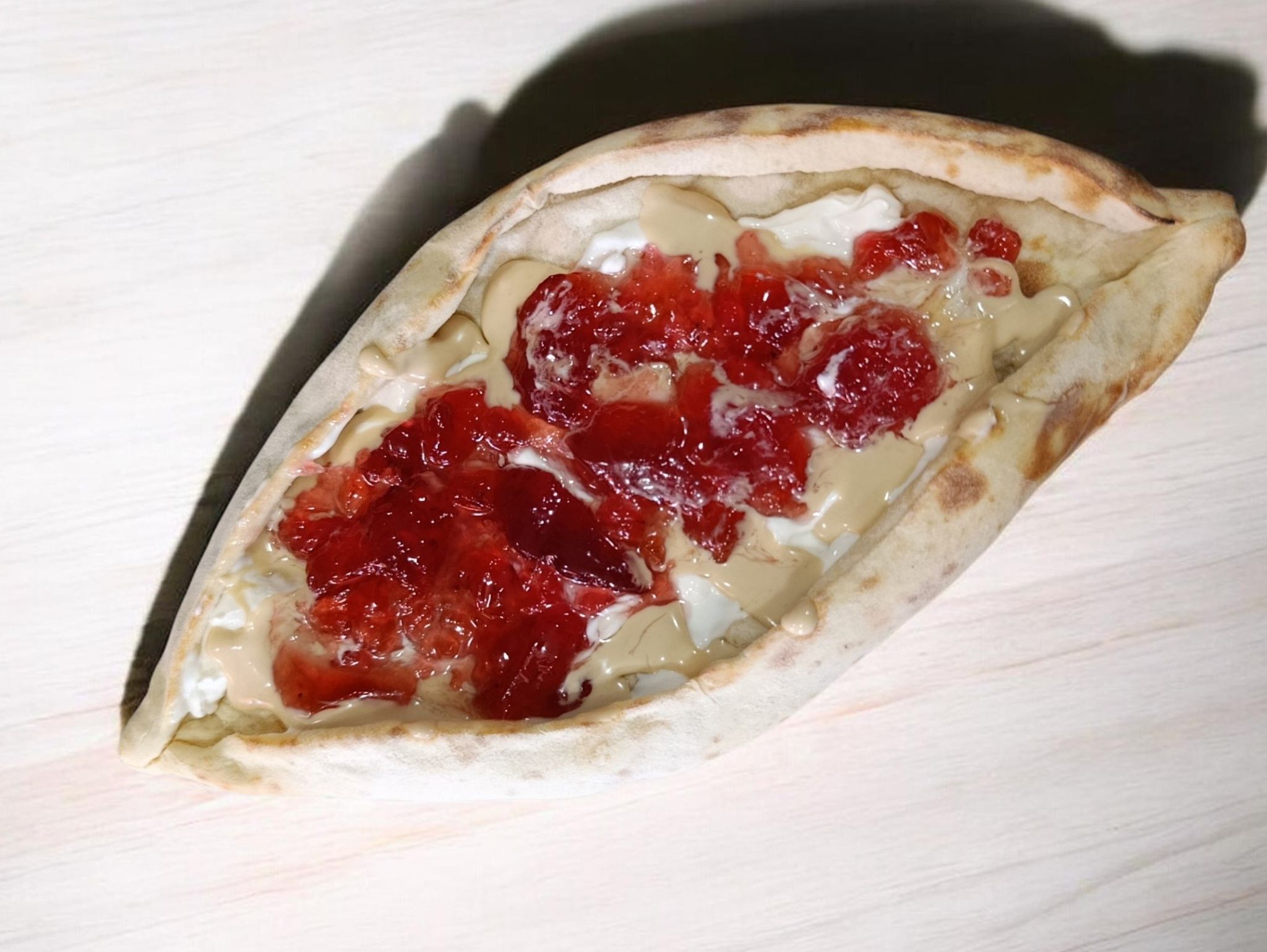 Jam Pie with Cream