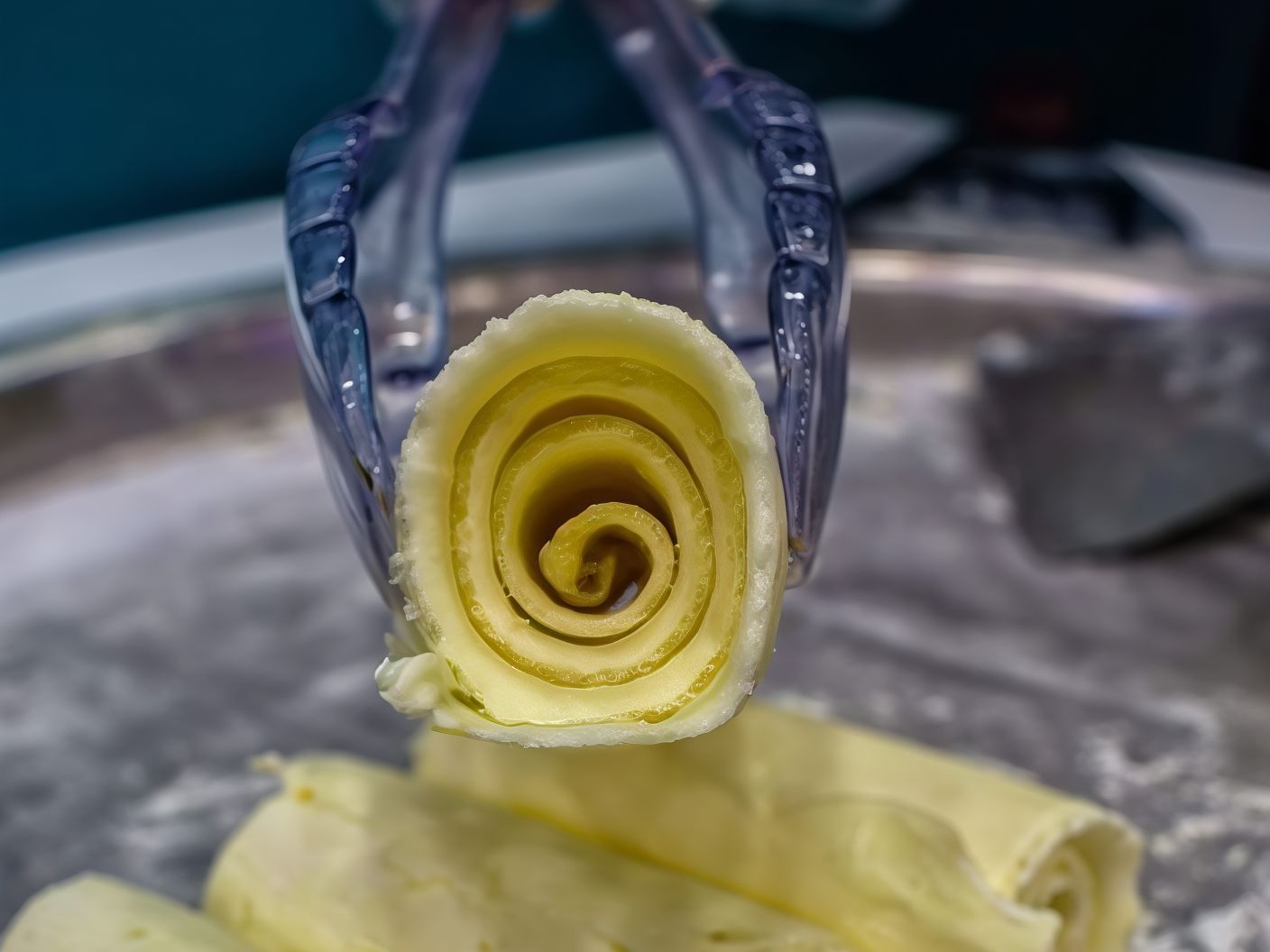 Mint Lemon Girll Roll
