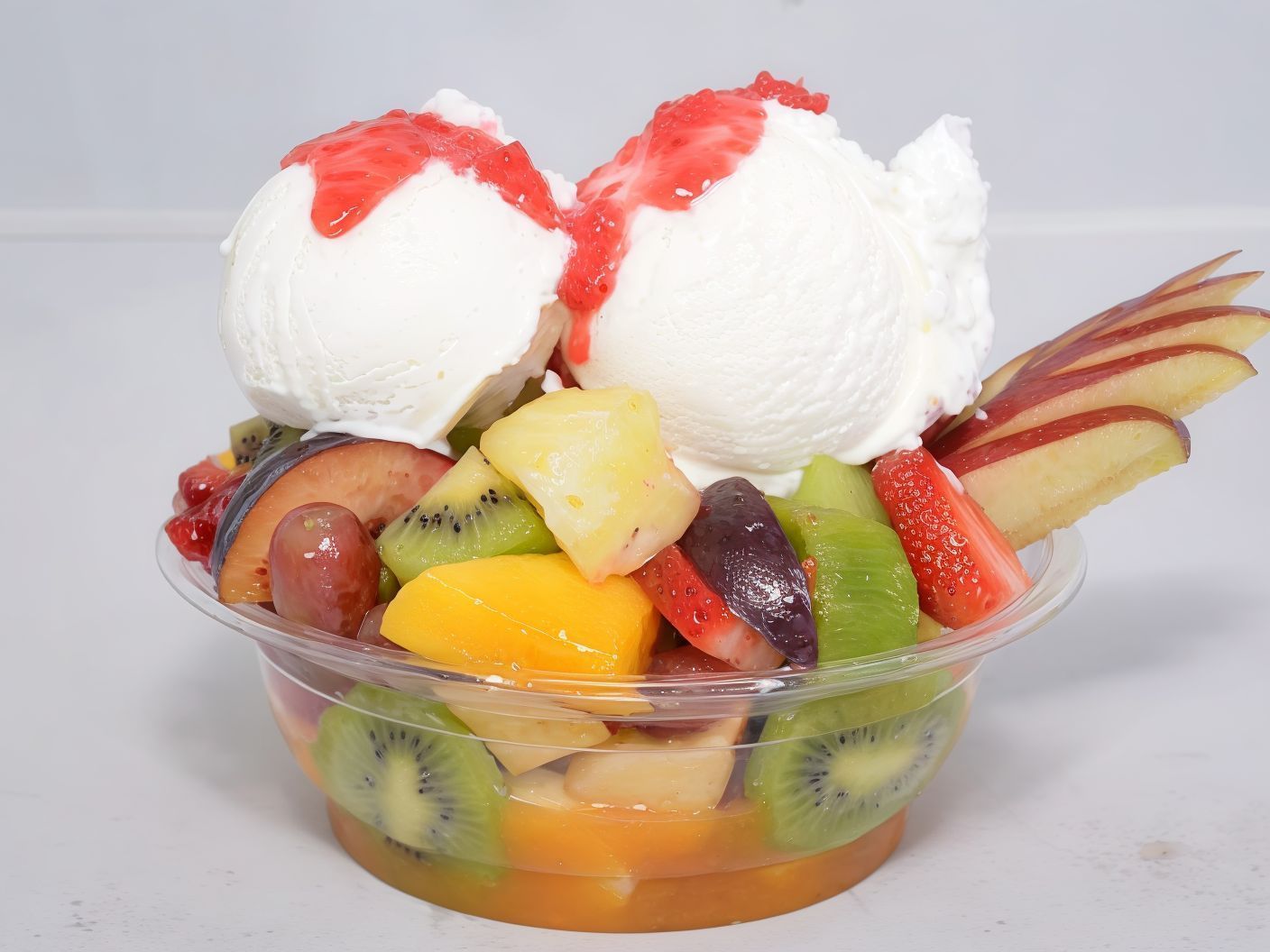 Fruit salad with ice cream