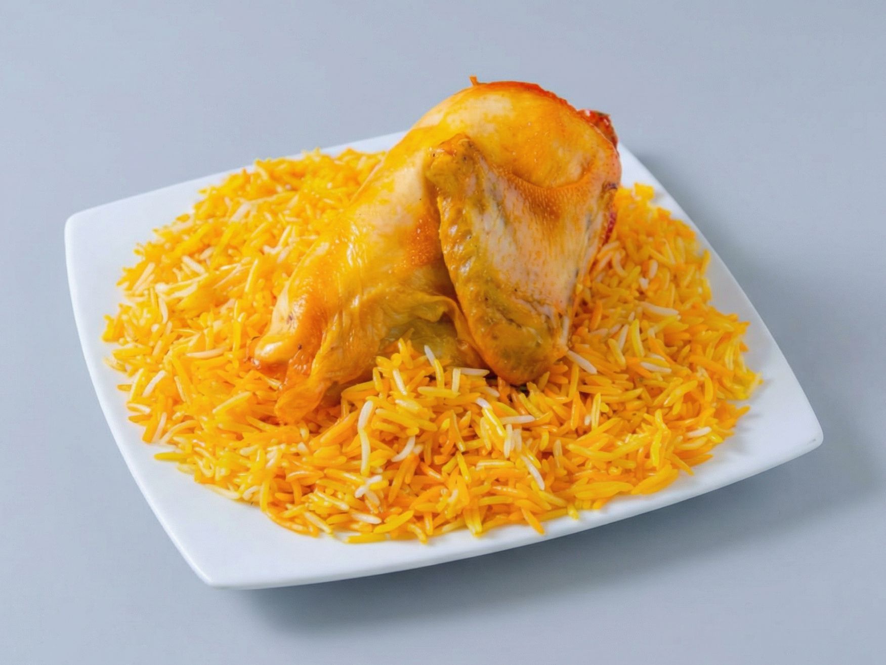 وجبة كبسة ربع دجاجة و أرز كبير