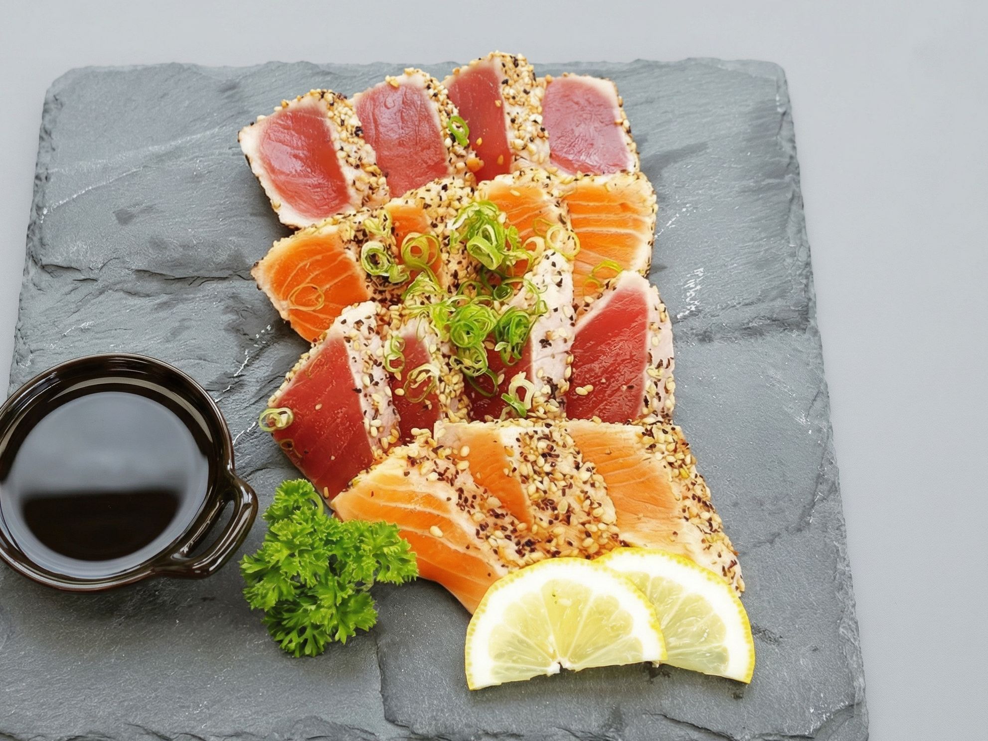 Tuna Uramaki