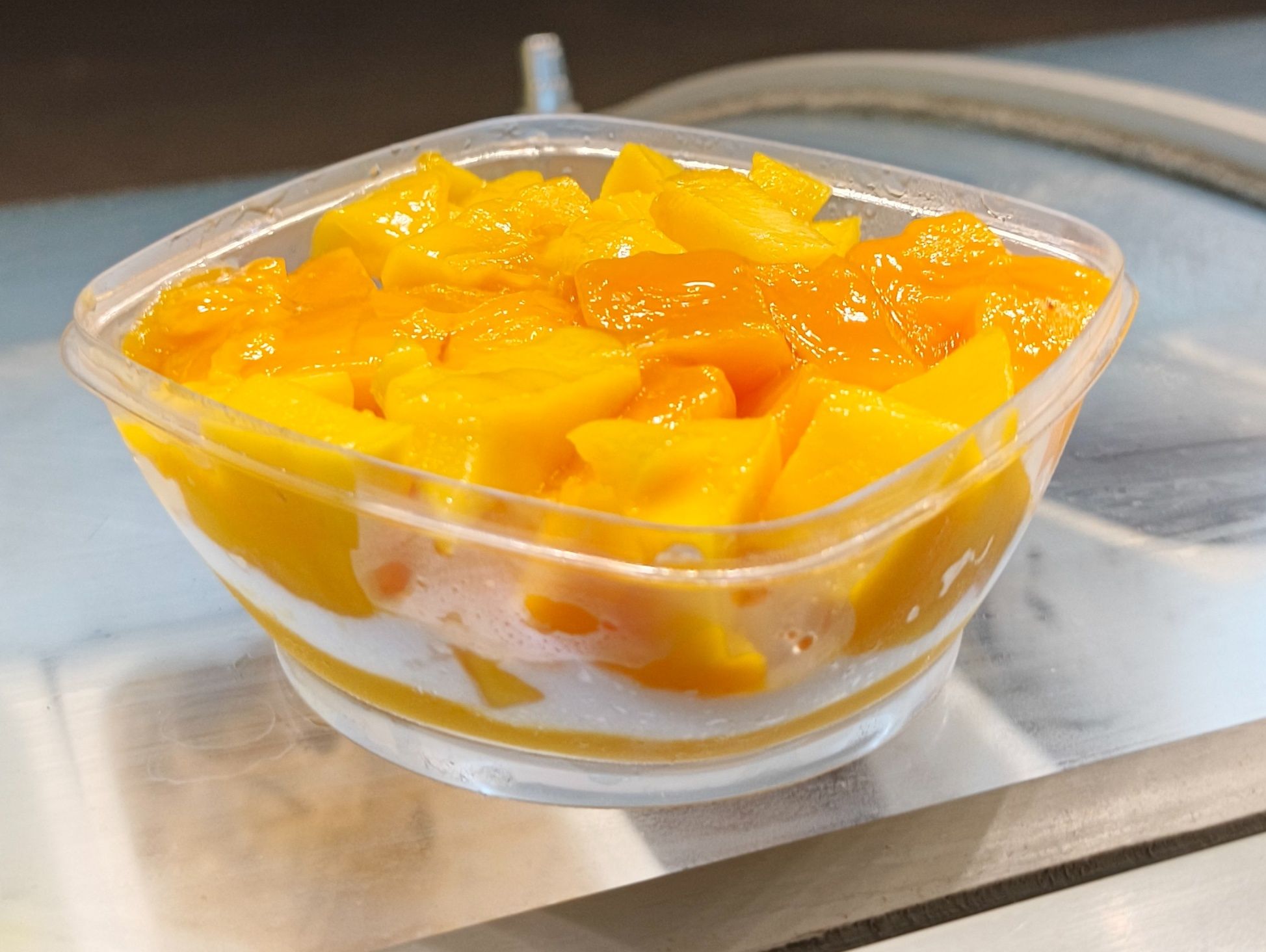 Mango Trifle