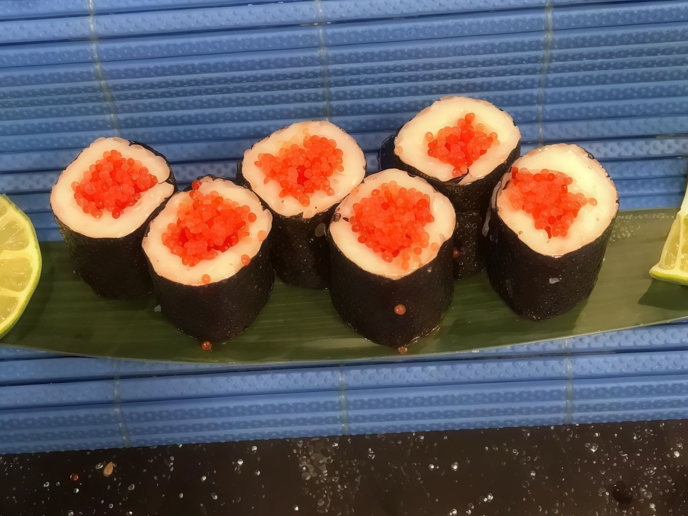 Caviar Hosomaki - 6 Pieces