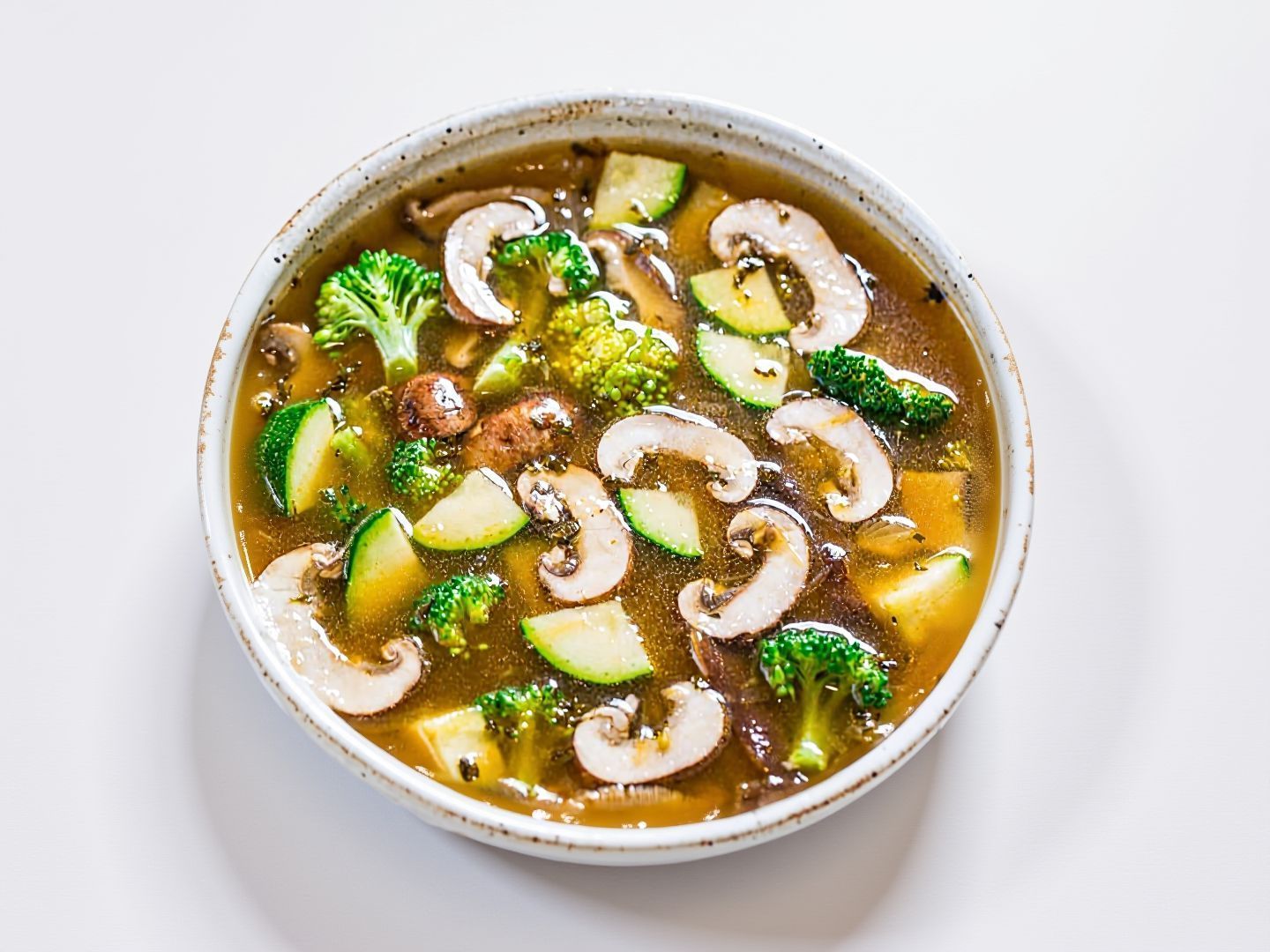 شوربة الخضار اللذيذة