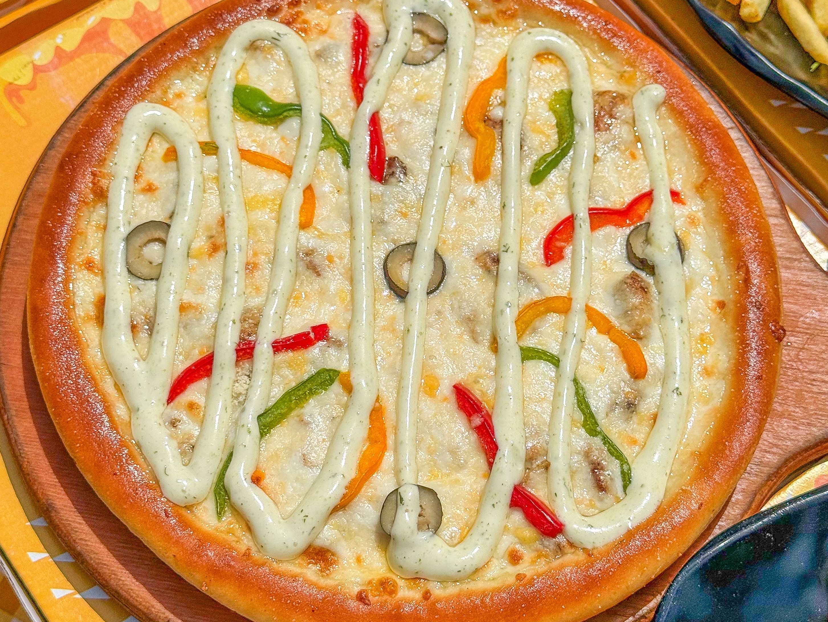 Alfredo White Sauce Pizza