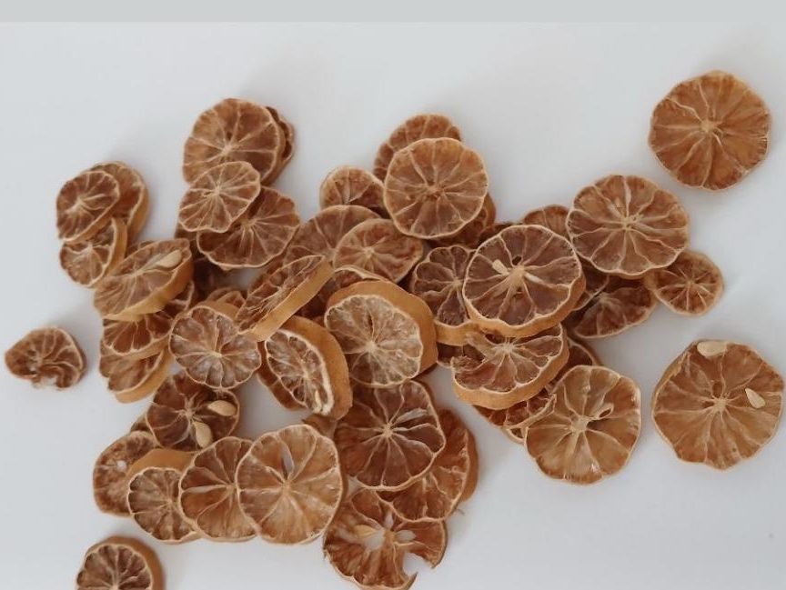 Dried lemon slices