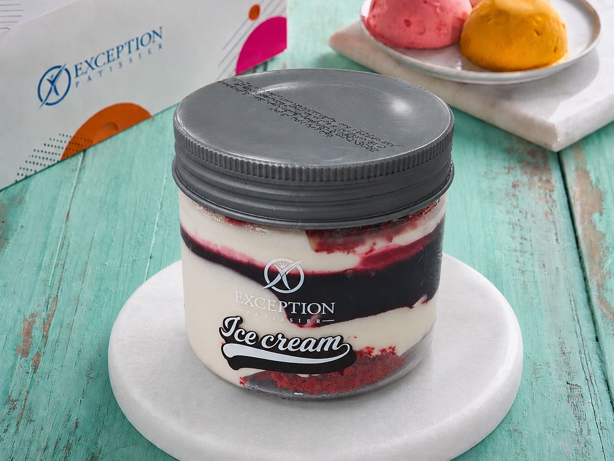 Mixed Berry Frozen Yogurt Ice Cream Jar
