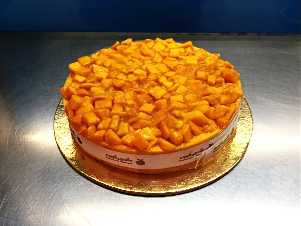 Mango Ice Cream Cake