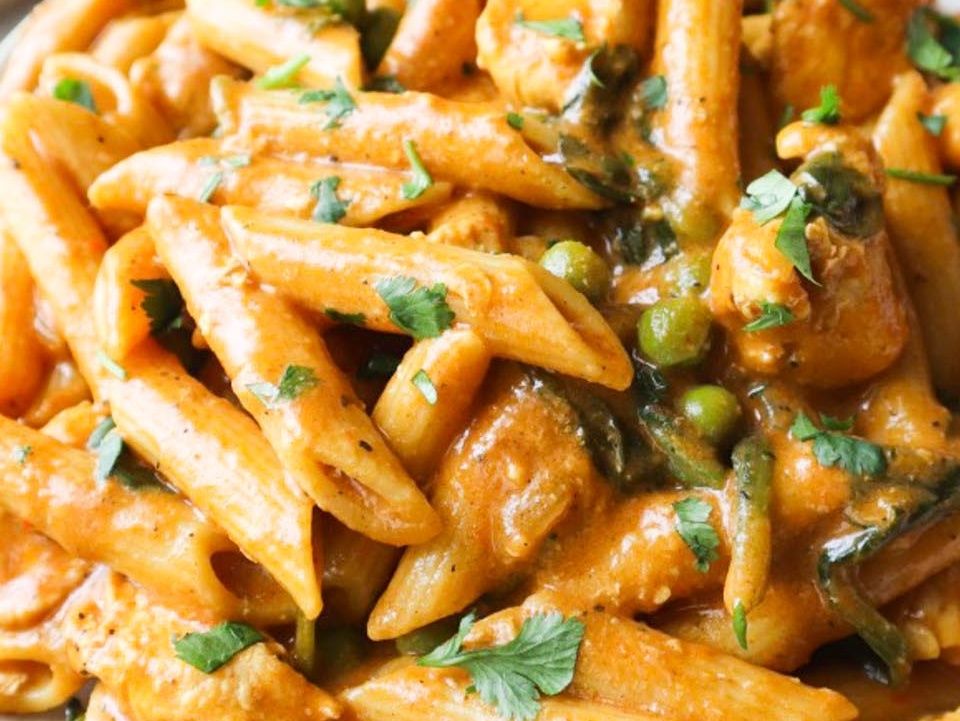 Chicken curry pasta