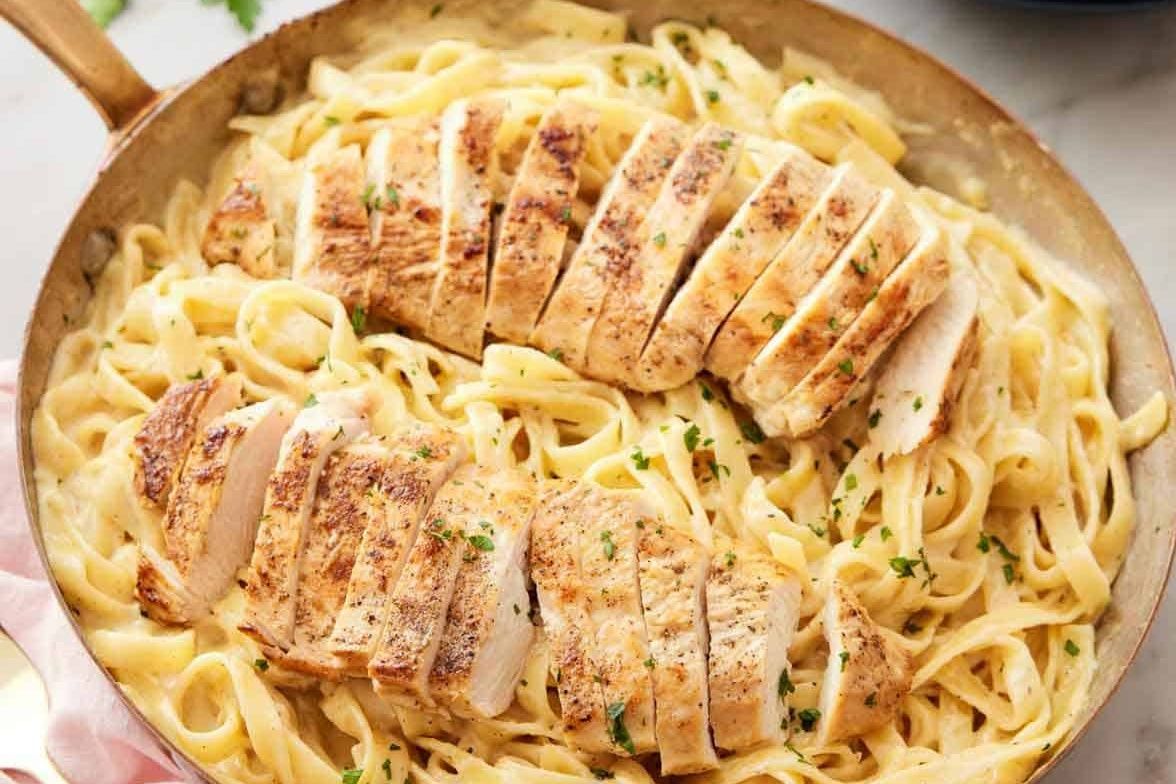 Grilled chicken alfredo