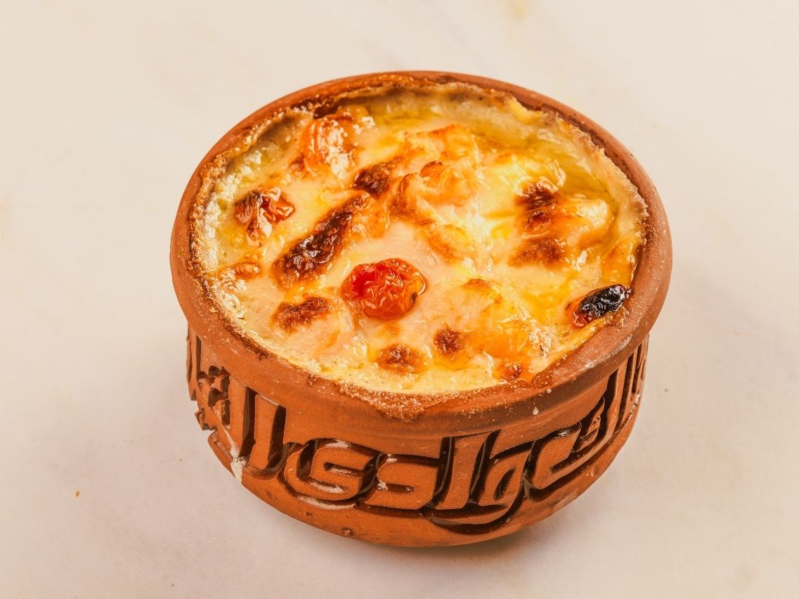 Seafood Pasta with Cream and Cheese