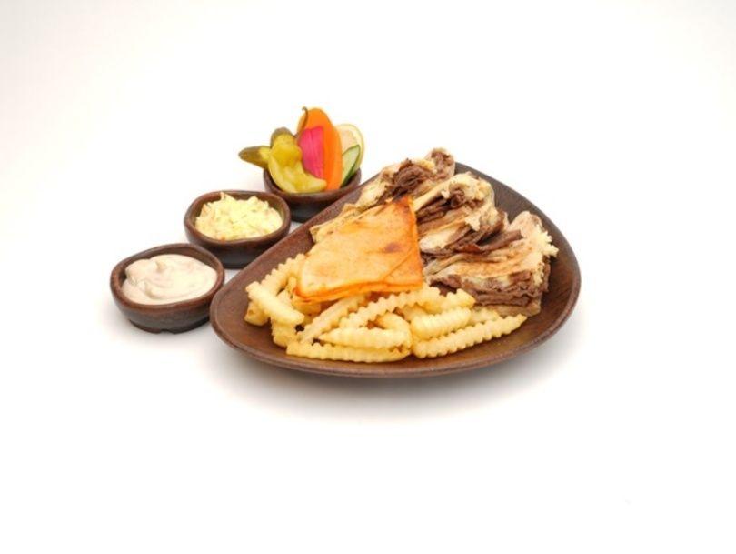 Arabic Meat Shawarma Meal (Mozzarella + Mushroom)