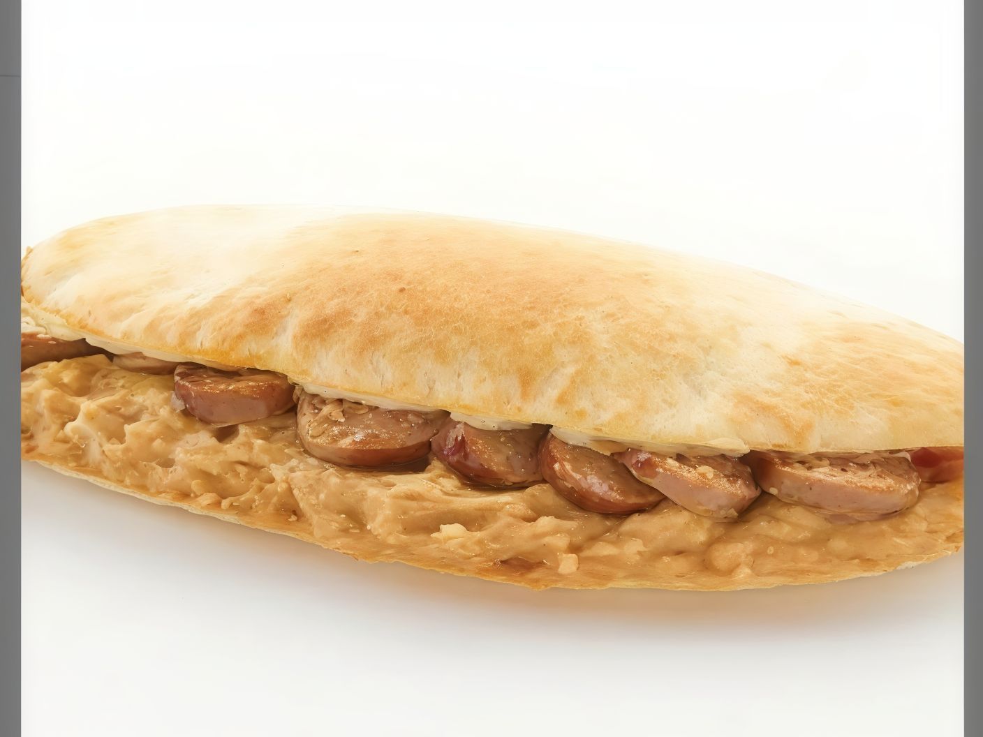 Foul sausage sandwhich