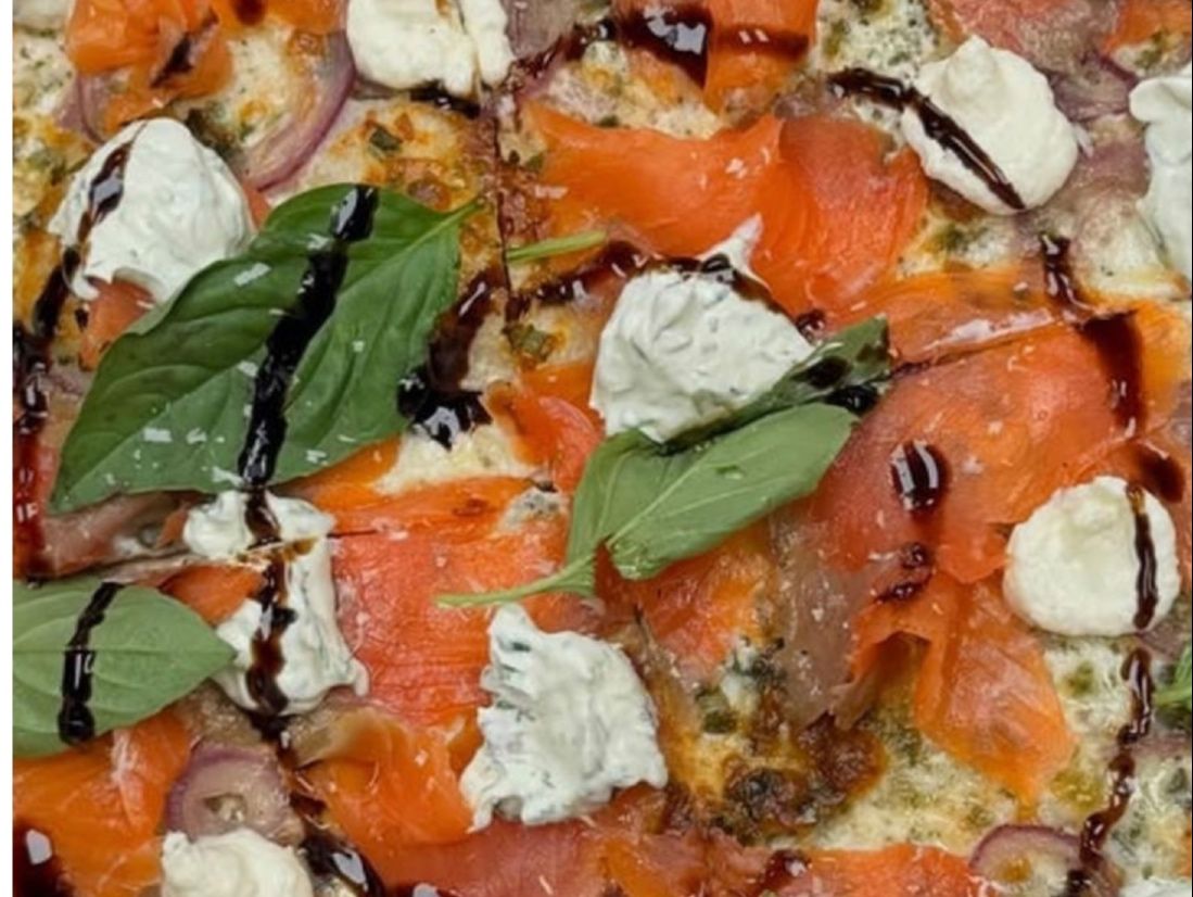 Salmon Creamy Pizza