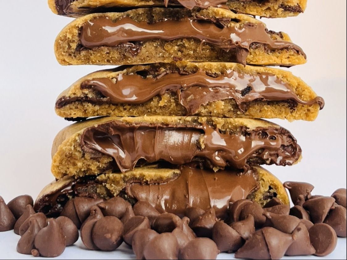 Chocolate Chips Nutella Cookies