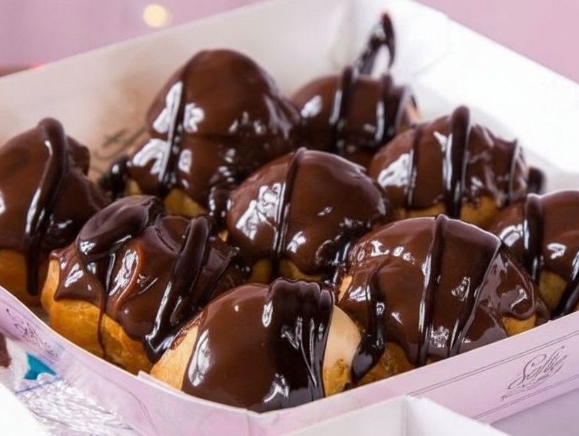 Mini Eclairs with Nutella