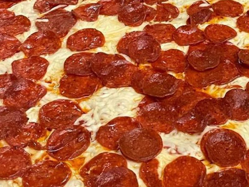 Fit Pepperoni Pizza