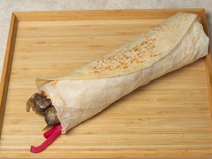 Syrian kofta sandwich with potatoes