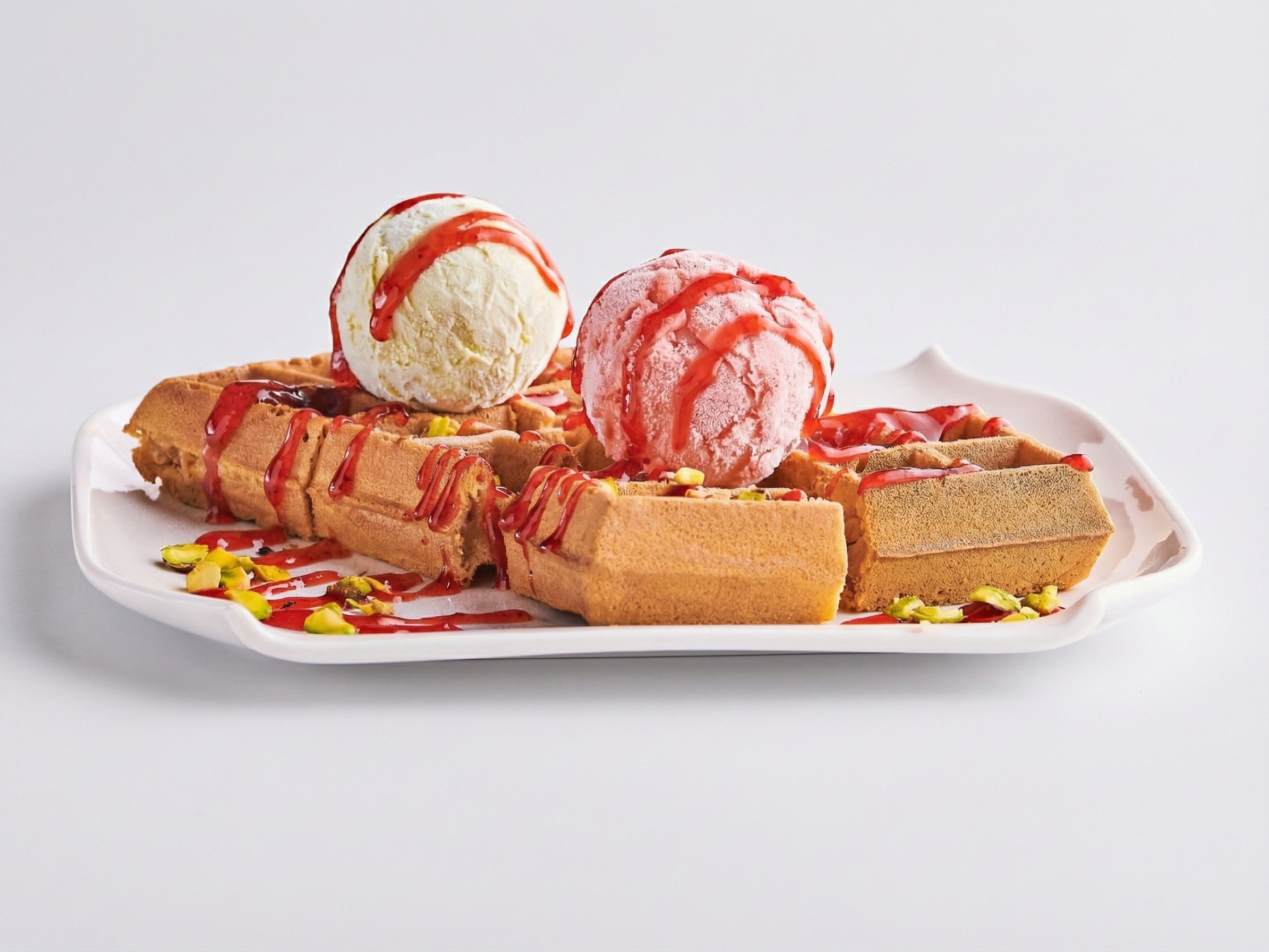 Waffel + 2 Gelato Scoops