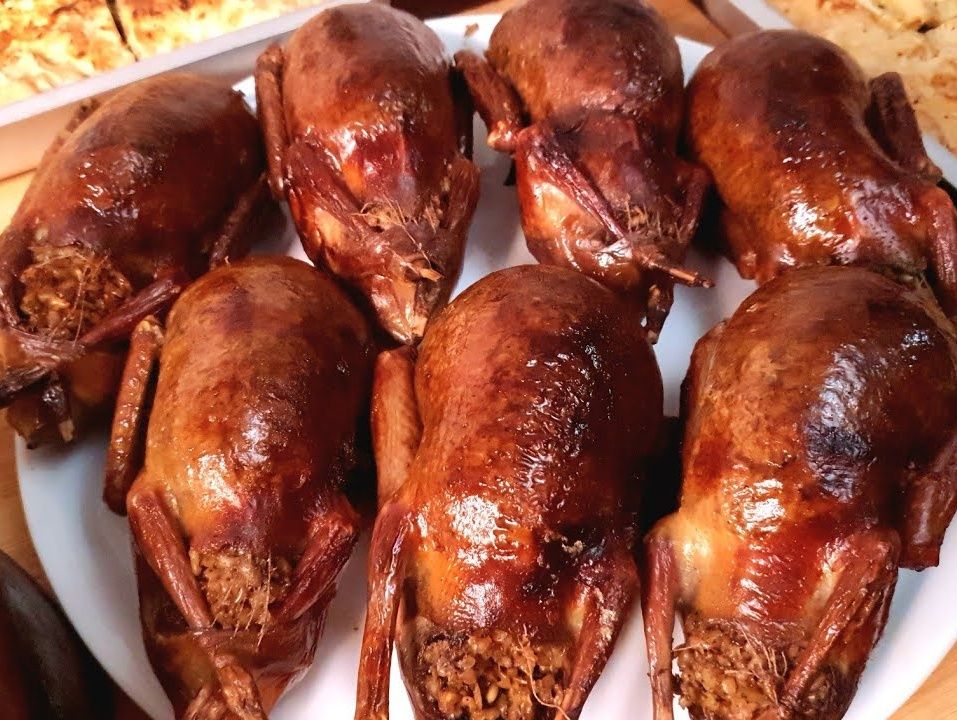 Fresh grilled pigeon