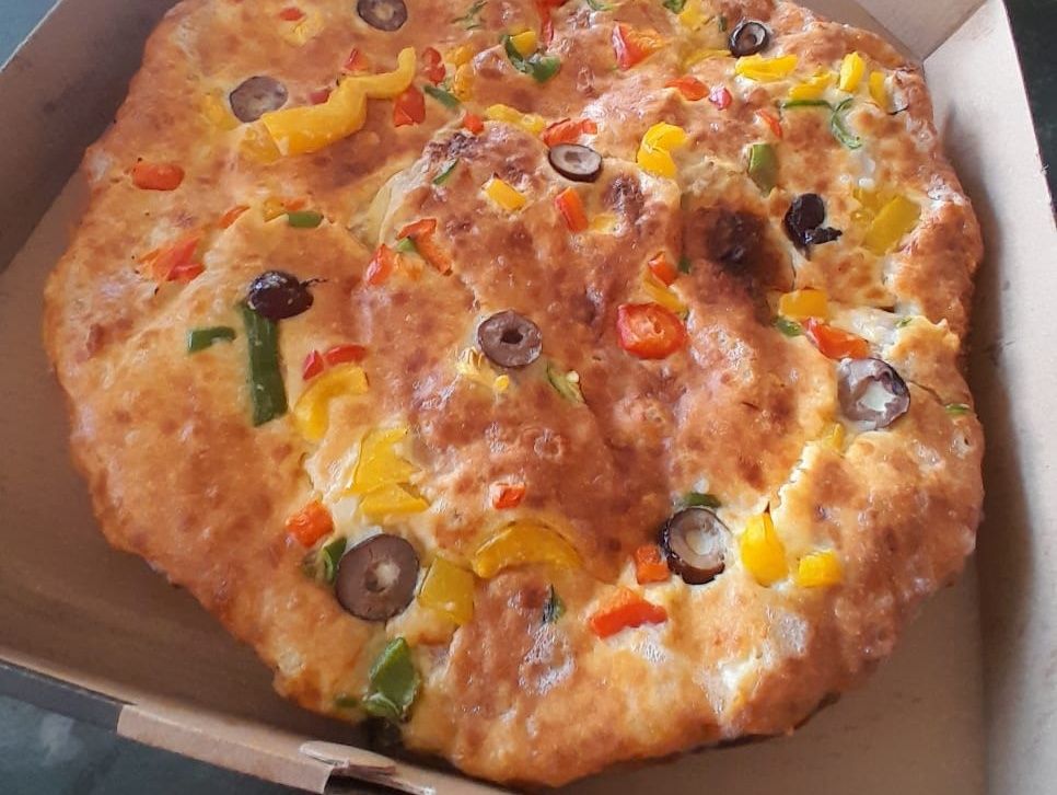 Eastern Pizza with Beef Luncheon