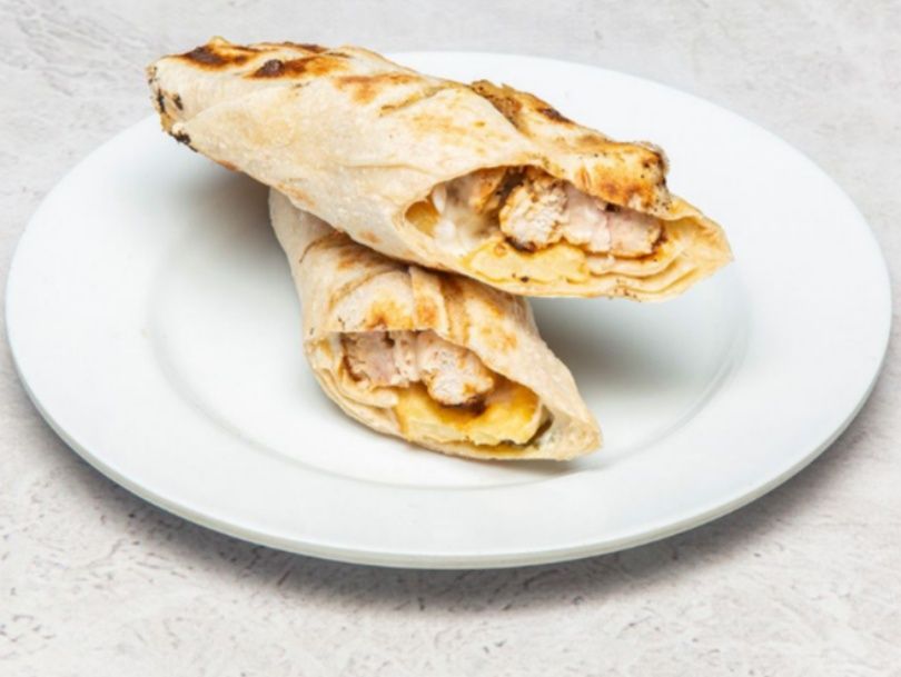 Shish Tawook Sandwich with Mozzarella Cheese