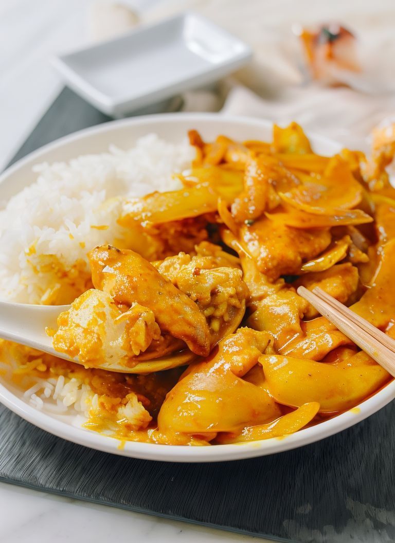 Crispy Fried Chicken Curry