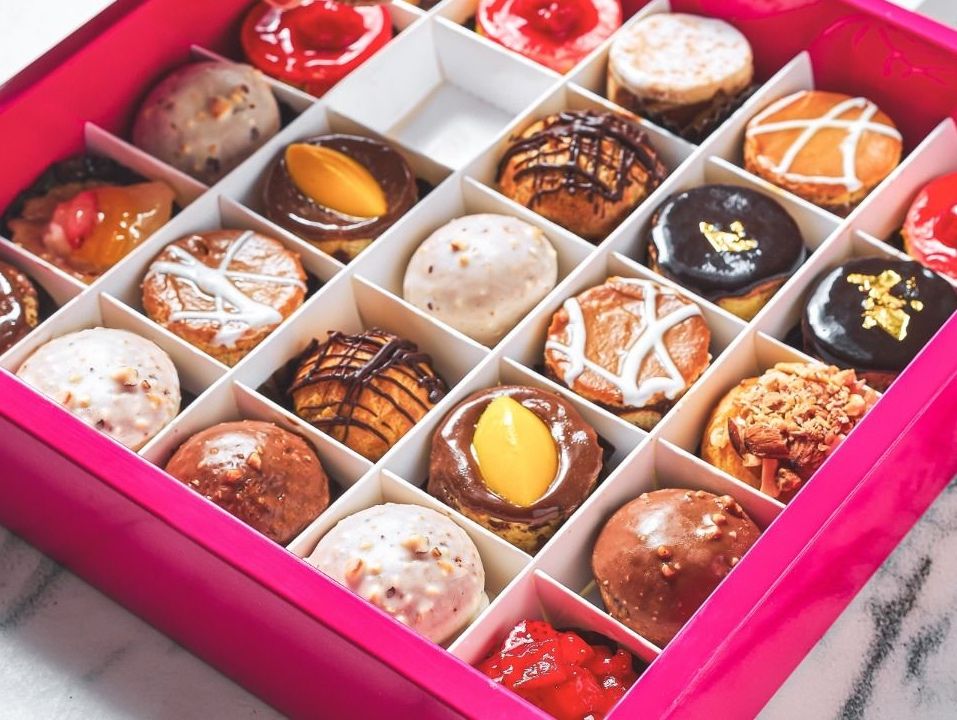Gateaux Soiree Box