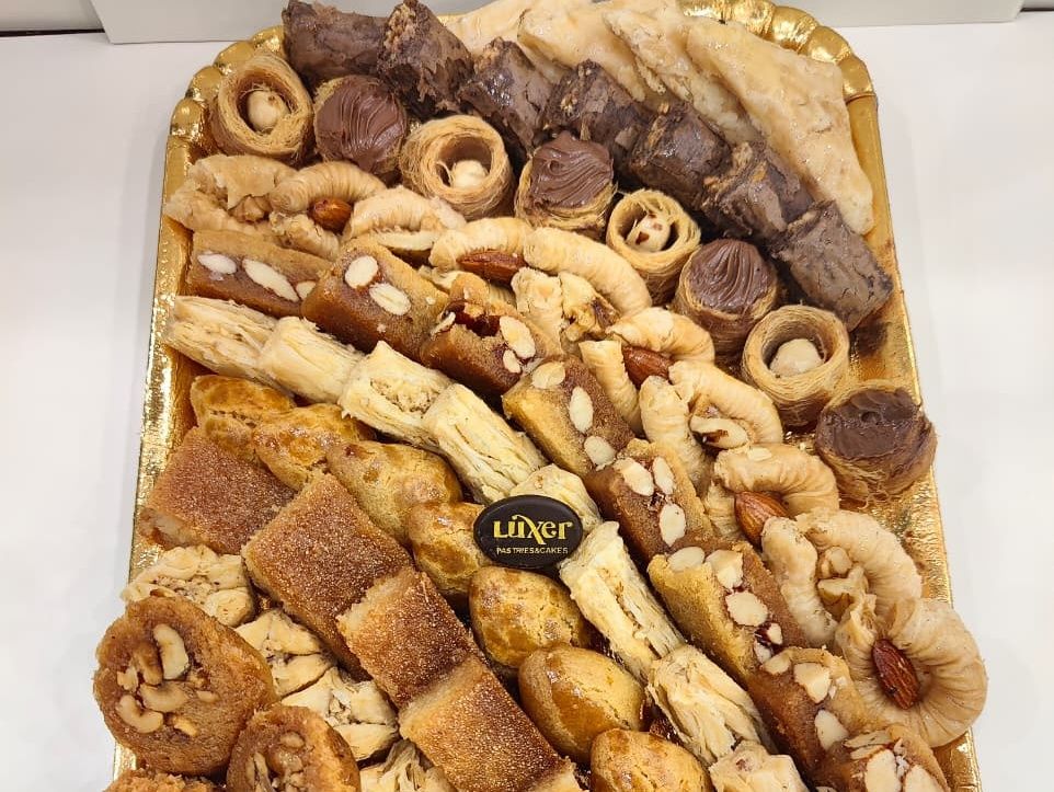 Eastern sweets plate, one kilogram