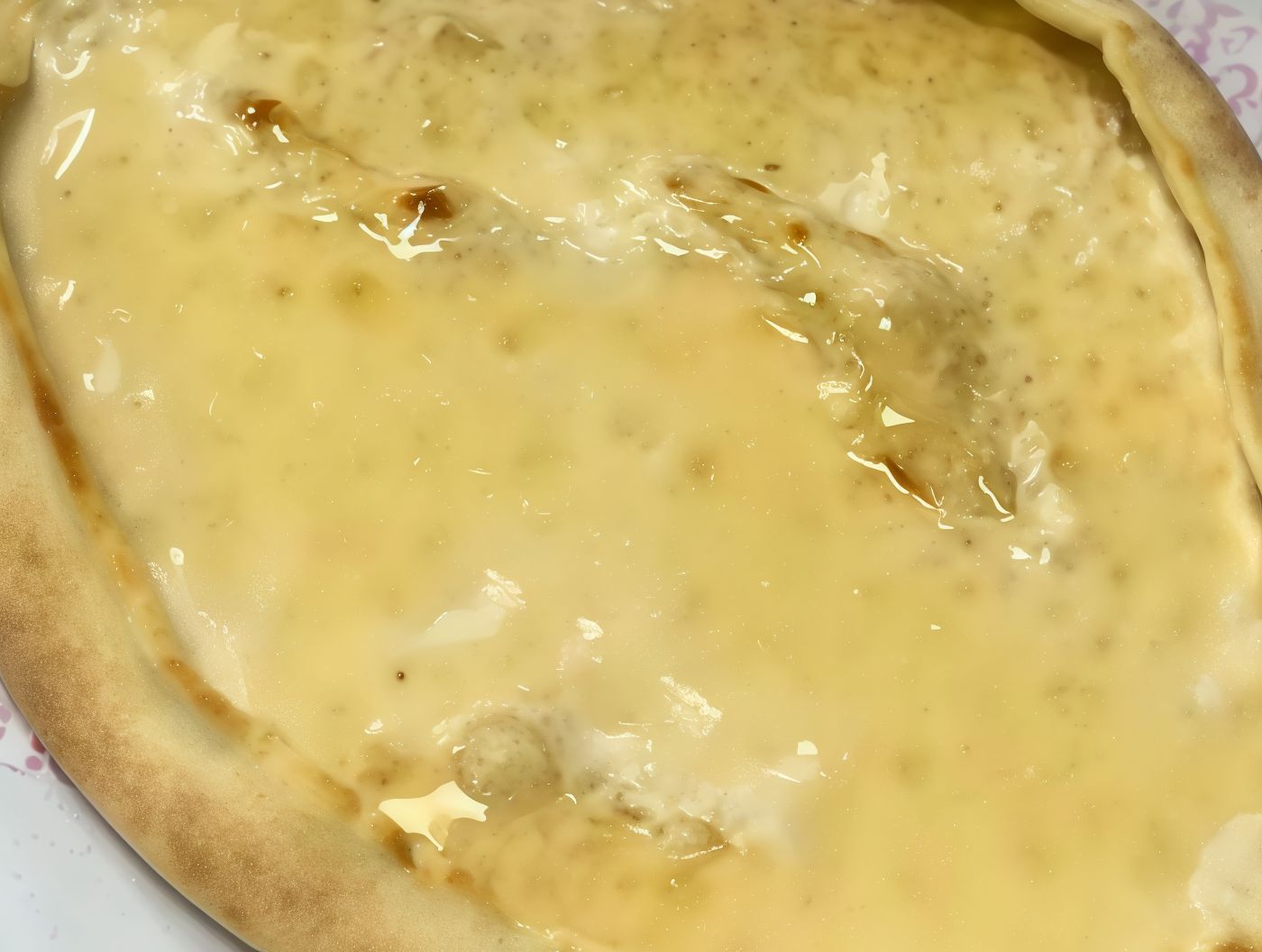 White Shekhtoura Chocolate