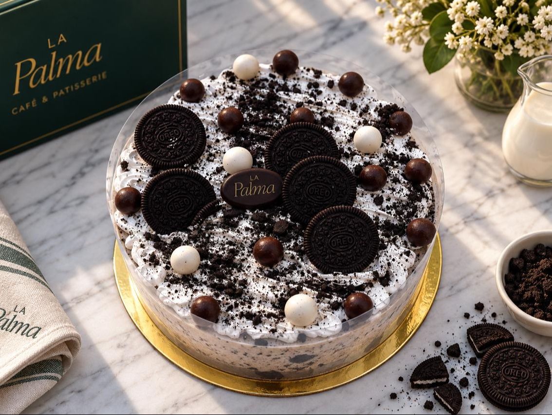 Small Oreo Ice Cream Cake with Nutella