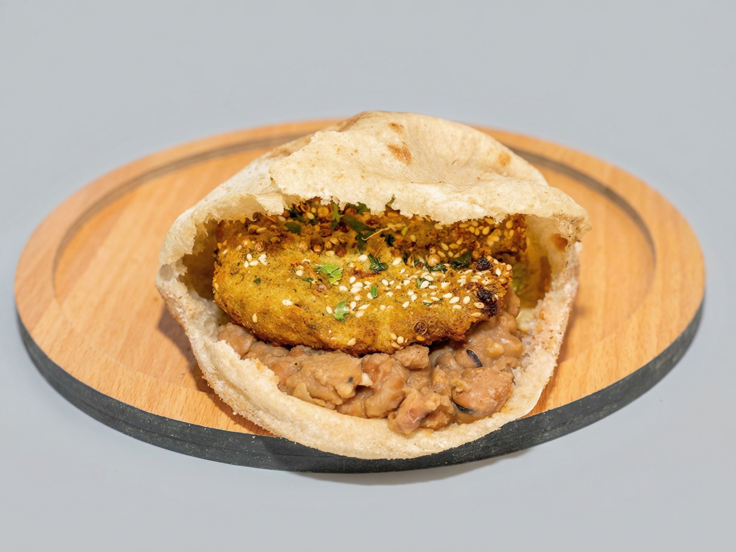 Taamia with foul Sandwich