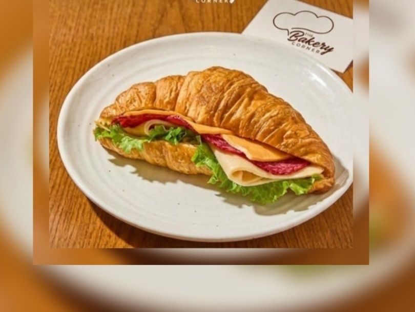 Croissant Sandwich.