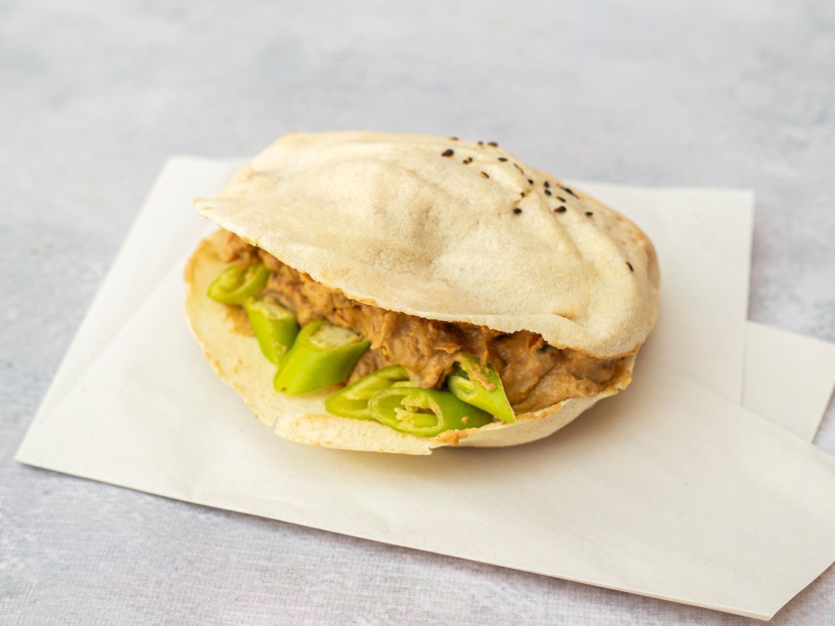 Baladi fava beans sandwich