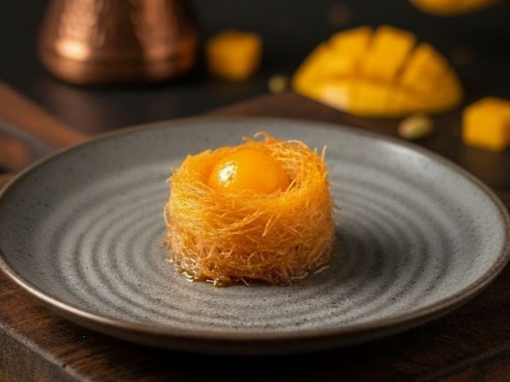 Fruit Aswar Kunafa