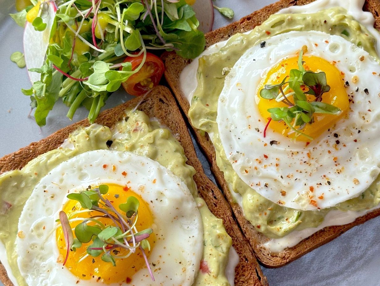 Avocado Eggs