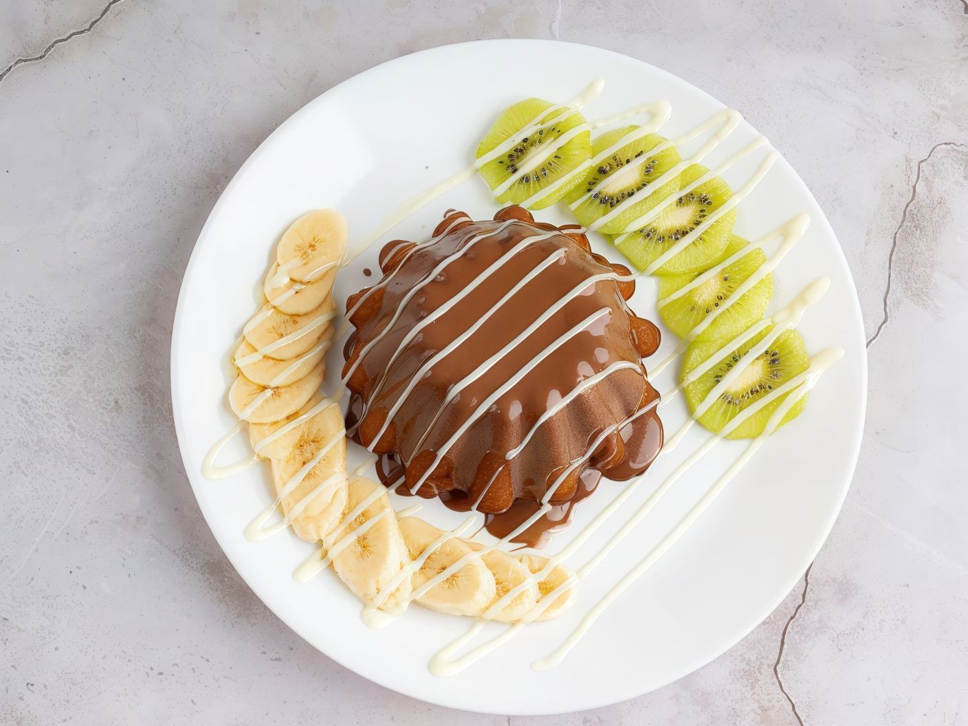 Molten Cake With Fruits