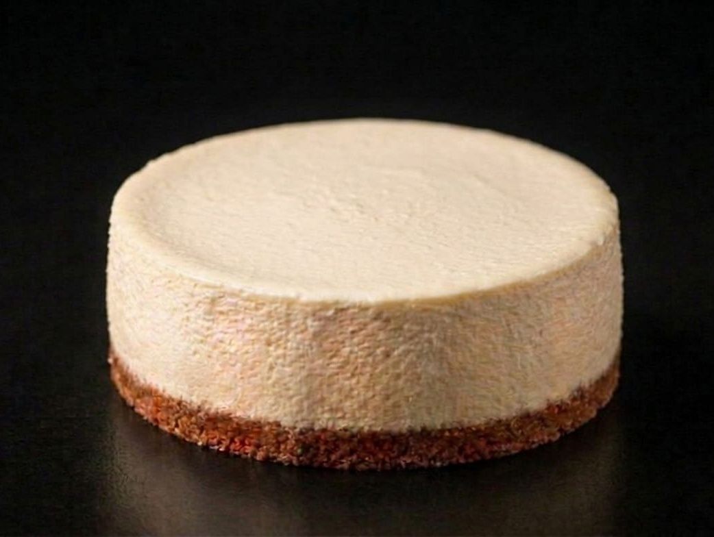 Plain Round Cheesecake