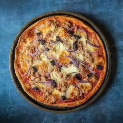 Italian Pizza with Tuna Chunks